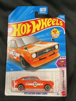 2026 Hot Wheels 1972 Datsun Sunny Coupe Orange L Case