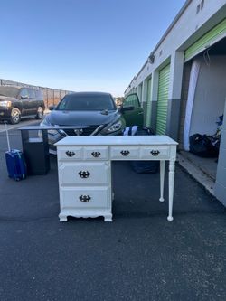 White vintage vanity desk