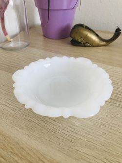 Milk glass bowl