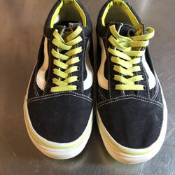 VANS Size 11 USED worn few times