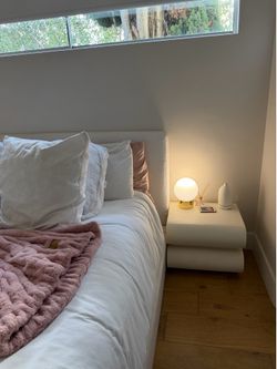 Matching Nightstands! 2 drawers!!!