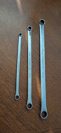 Extra long zero offset snap on wrenches