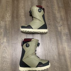 Double Boa Snowboard Boots Size 11