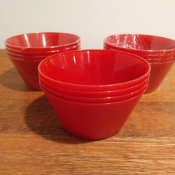 Set of 12 16 Oz. Red Flexible Plastic Bowls