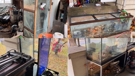 🐠 Moving Sale – Fish Tanks Available! 🐠 Letting go of a few fish tanks — no leaks, fully functional, just need a new home!