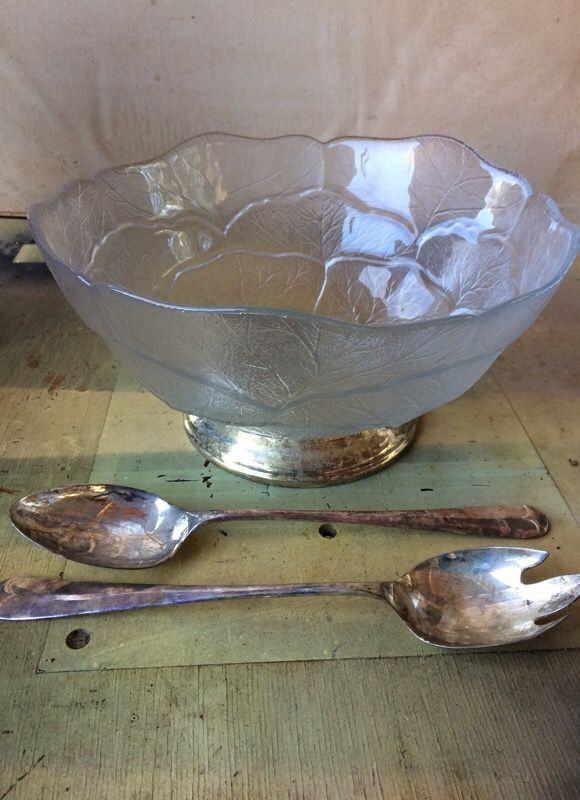 Crystal Leaf by Godinger Salad or Punch Bowl Set Includes Large 13