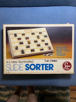 Logan E-Z View Illuminated Slide Sorter Model No. 1055 Holds 40 Slides
