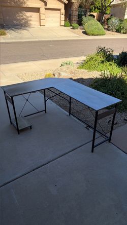 L shaped computer desk