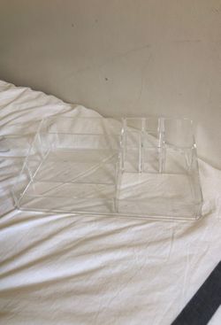 Clear organizer