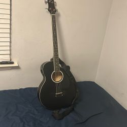 4 String Guitar / Bajo
