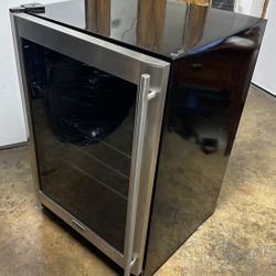 Magic Chef Beverage Center Cooler Mini Fridge