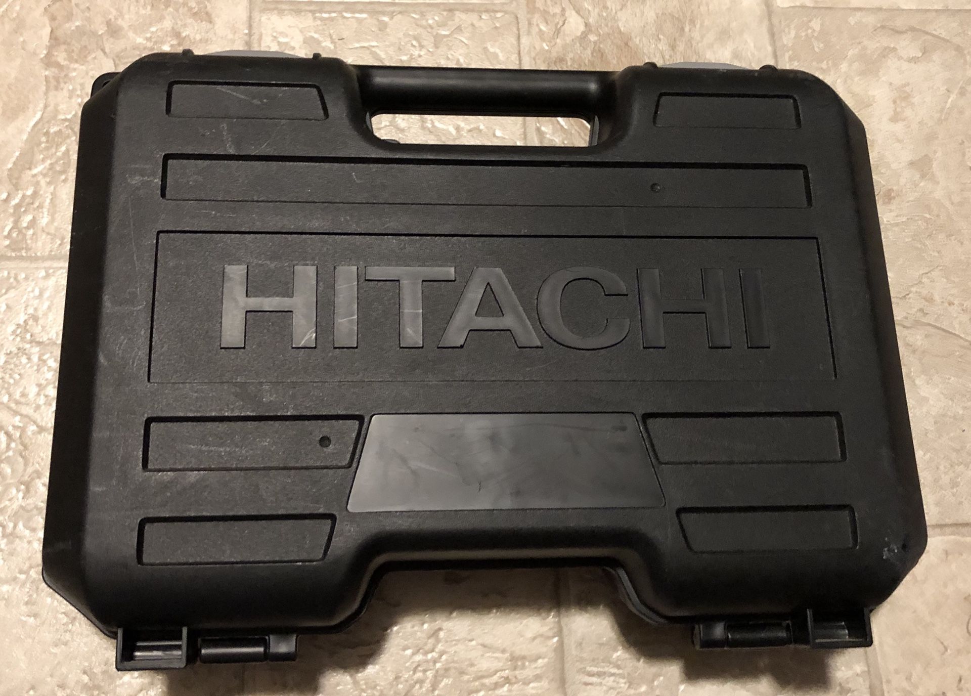 Hitachi Drill Kit 12-V