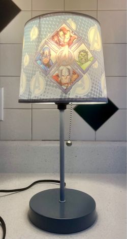 Avengers Mini Lamp (Bulb Incuded)