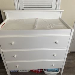 Dream On Me Mason Modern Changing Table 