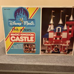 Disney Magic Kingdom Castle. Lego Sears Vintage 1988