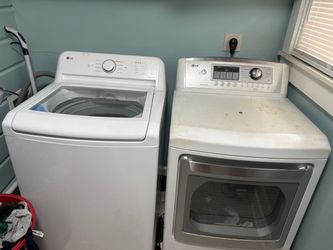 Washer and dryer LG