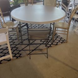 5ft 60inch Round Plastic Party Event Rental Table
