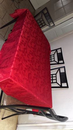 5 Chair Dinning Table