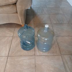 Water Bottles 2.for $7