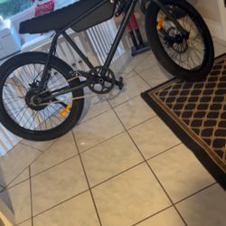 Zooz Ultra Urban Crow Black