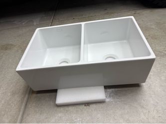 Elkay Farmhouse sink