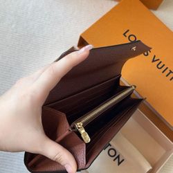 LV Wallet