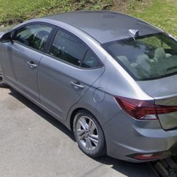 2019 Hyundai ELANTRA