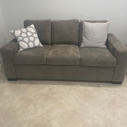 Queen Size Sleeper Sofa