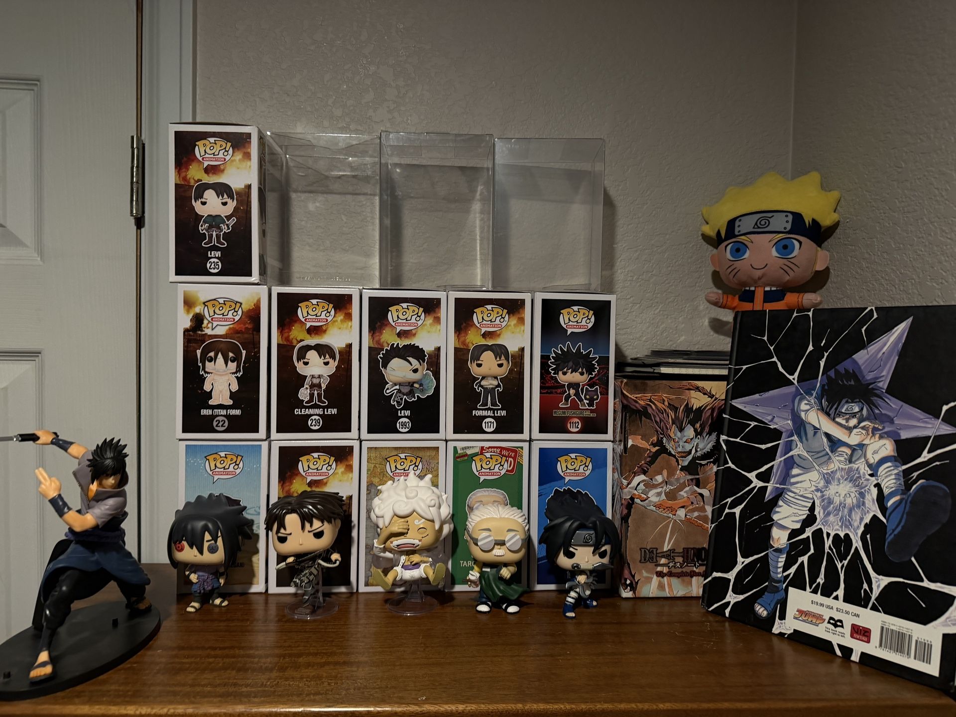 Lot De Figurines Manga D'occasion, Collection Variée