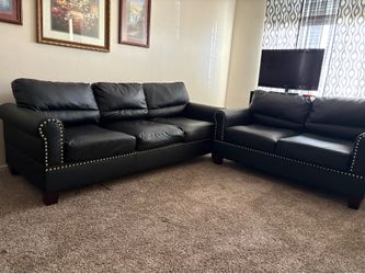 Couch set