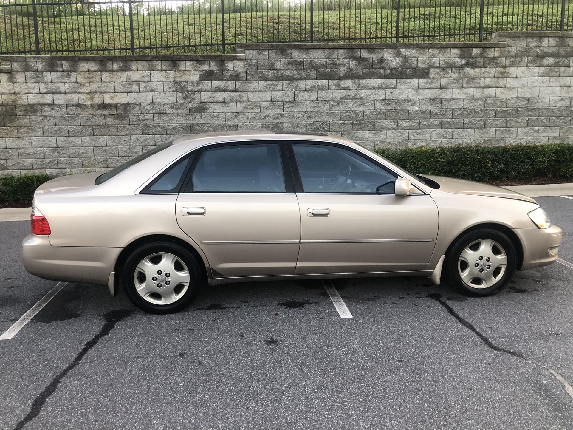 2003 Toyota Avalon