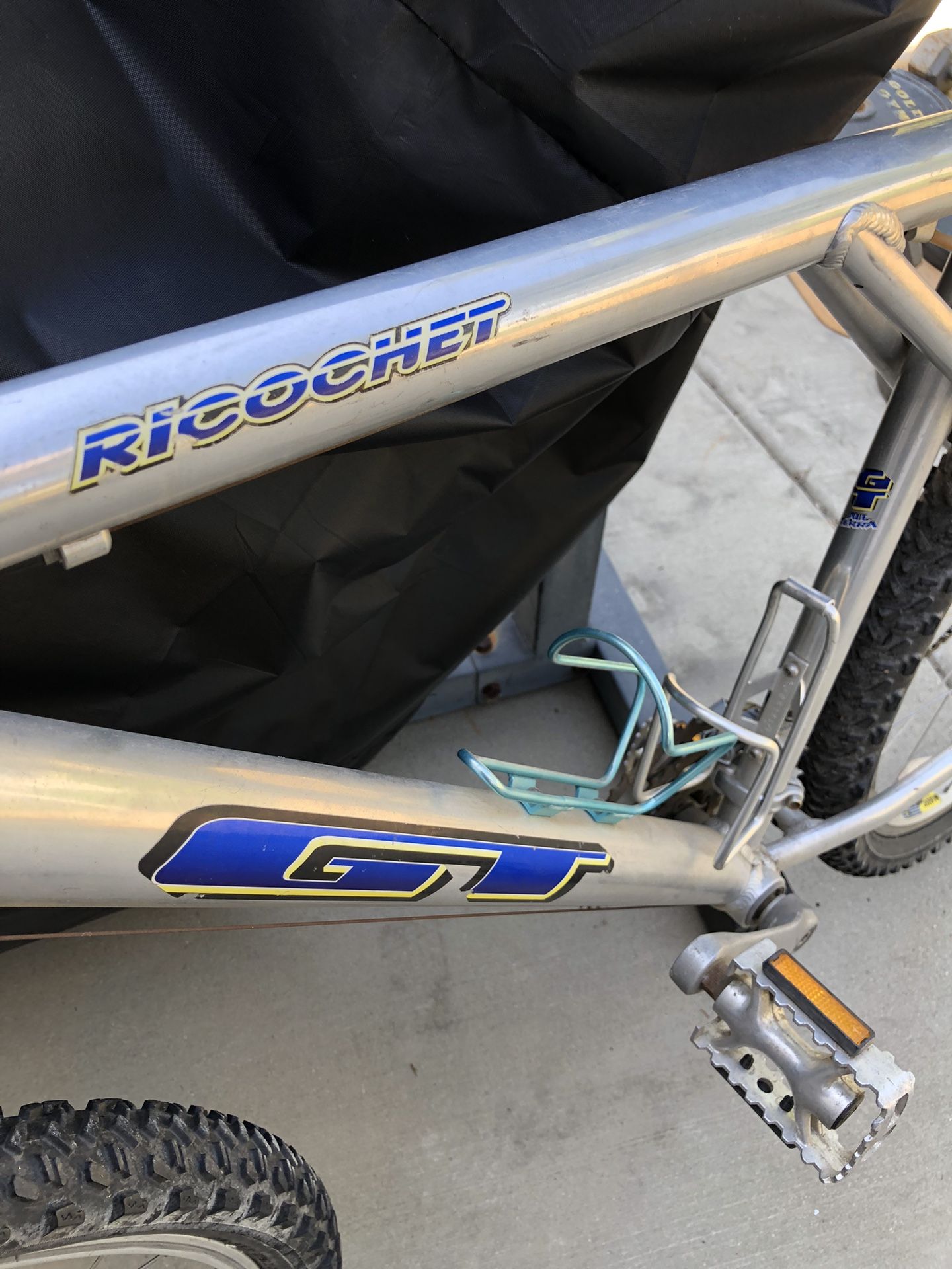 GT Ricochet MTB Mountain Bike 7005 Alloy Silver MTB ATB 26