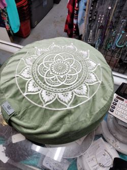 Meditation seat
