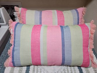 2 Med Colorful Decorative Pillows