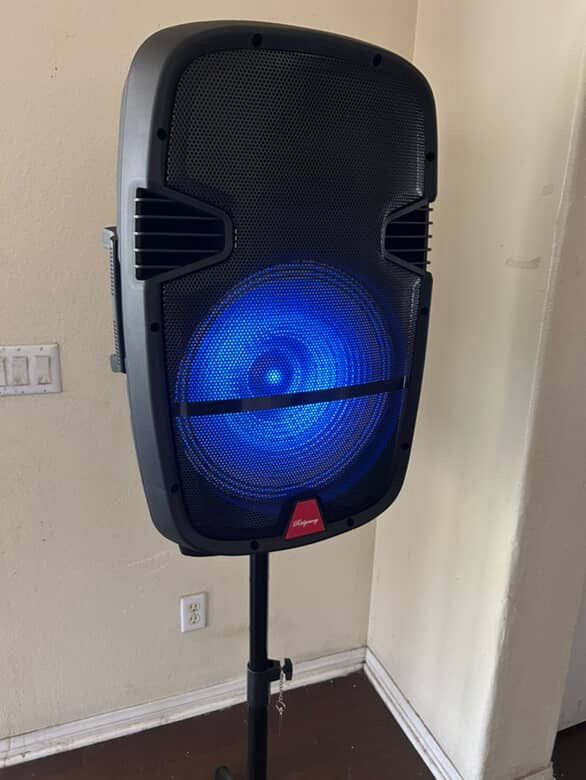 15” Bluetooth Speaker With Microphone
