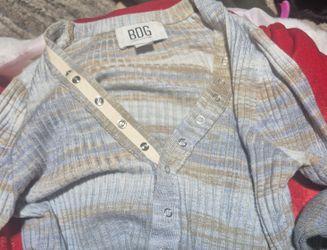BOG SWEATER BLOUSE WOMANS USED