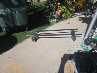 Yakima Roof Rack Mounting Crossbars