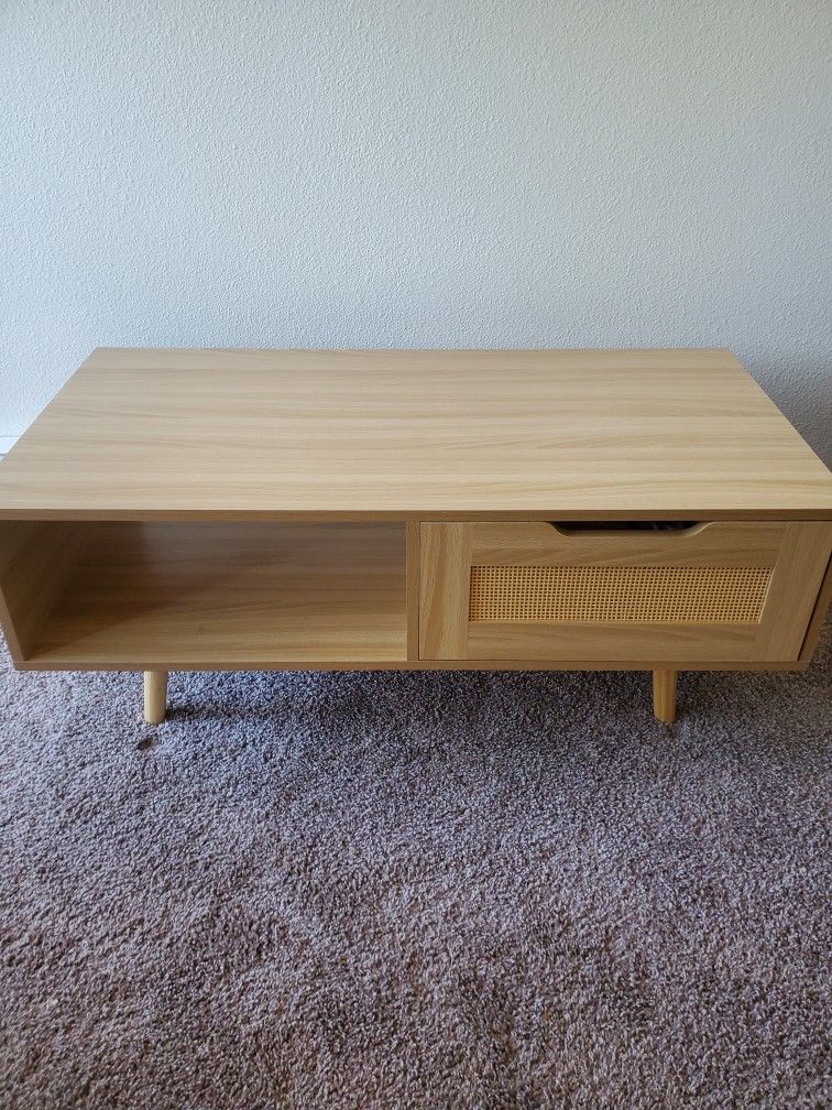 Coffee Table W/Drawer