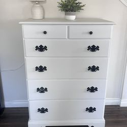 Ethan Allen 6 Drawer Dresser 
