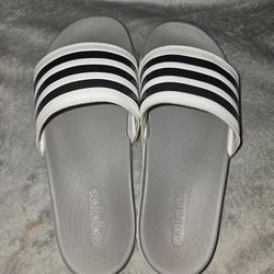 Mens Adidas Sandals 8 Like New