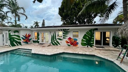 Outdoor plant artwork
