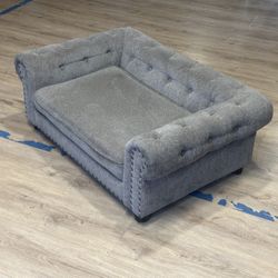 Lay-Z-boy Dog Bed/Couch