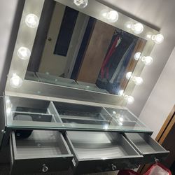 Beautiful Glass Vanity, Basically Brand New Never Used. 