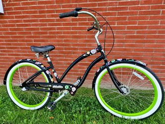 Electra Sugar Skull 3 speed Aluminum frame beach cruiser bike