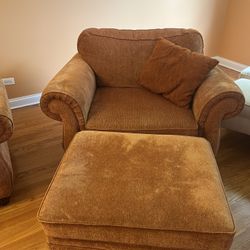Free Couch Chair And Ottoman 