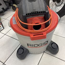 Ridgid 9 Gallon Shop Vac Vacuum With Hose