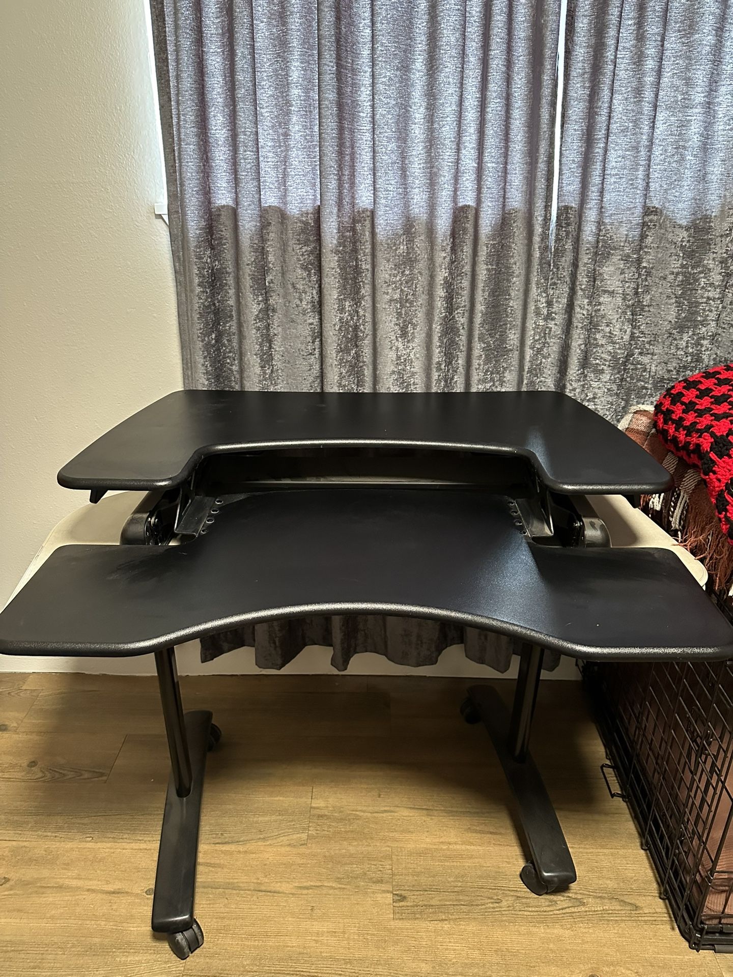 Sit/Stand Desk