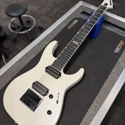 ESP E-II M-II Baritone 7 Strings 
