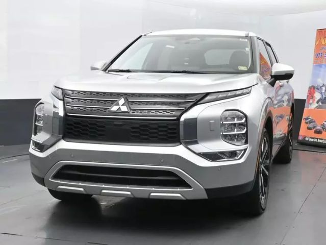 2024 Mitsubishi Outlander