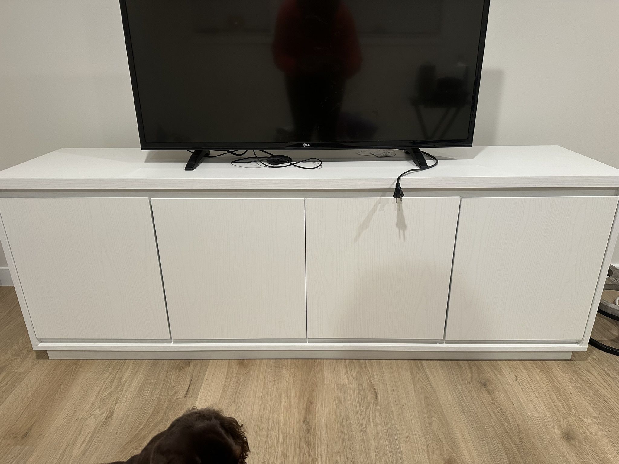 White Tv Stand 